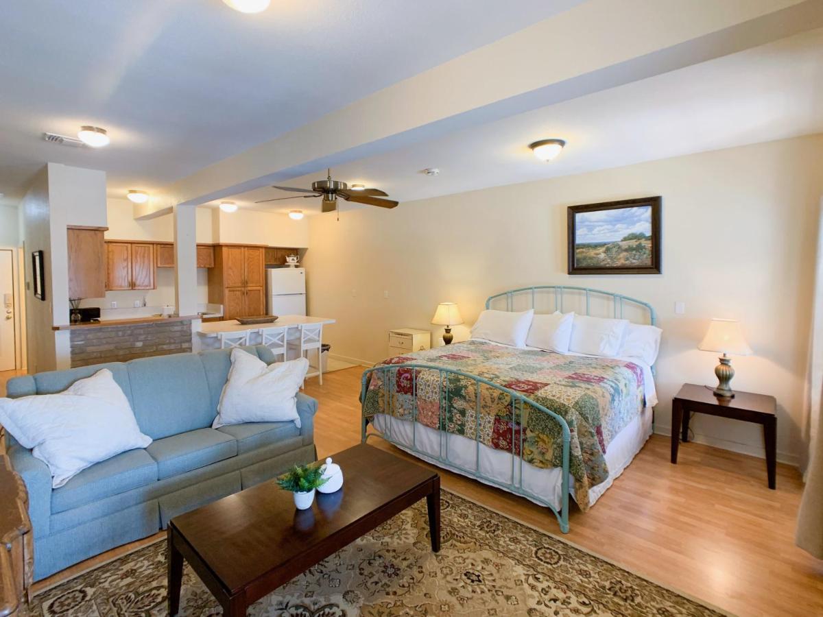 Schmitz Bed & Breakfast New Braunfels Exterior photo