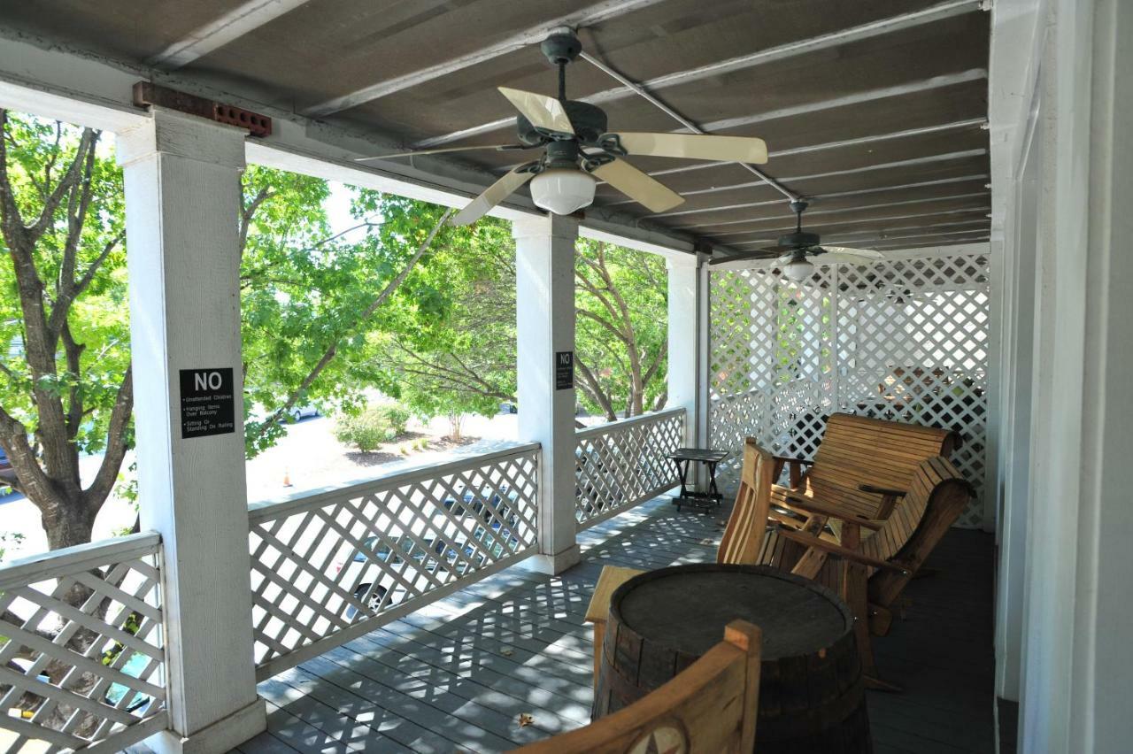 Schmitz Bed & Breakfast New Braunfels Exterior photo